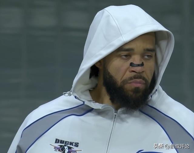 星空体育app官方下载-渐入佳境！麦基9中8轰19分7板 举火烧天隔扣陈国豪引关注